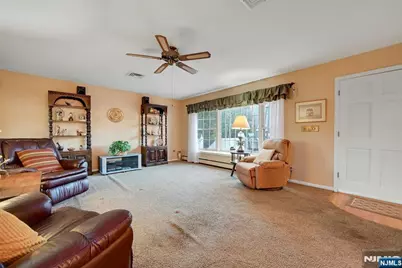 412 Coolidge Avenue, Washington Township, NJ 07676 - Photo 9