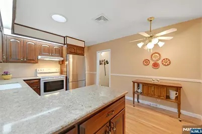 412 Coolidge Avenue, Washington Township, NJ 07676 - Photo 11