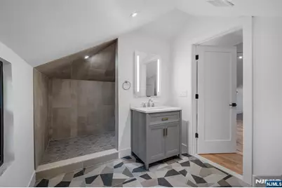 33 Randolph Place, Newark, NJ 07108 - Photo 29