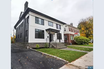 33 Randolph Place, Newark, NJ 07108 - Photo 1