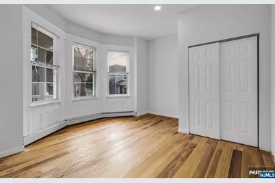 243 Ellis Avenue, Irvington, NJ 07111 - Photo 7