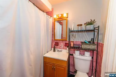 58 Hathaway Street, Wallington, NJ 07057 - Photo 11