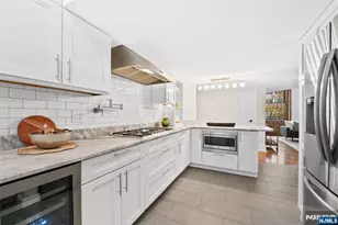 83 Montgomery Street 201, Jersey City, NJ 07302 - Photo 19