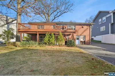 29 Sycamore Avenue, Livingston, NJ 07039 - Photo 27