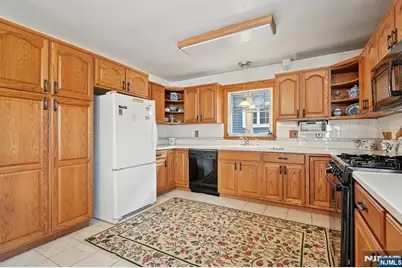 29 Sycamore Avenue, Livingston, NJ 07039 - Photo 11