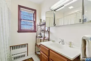 29 Sycamore Ave, Livingston, NJ 07039 - Photo 19