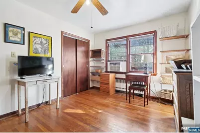 29 Sycamore Avenue, Livingston, NJ 07039 - Photo 17