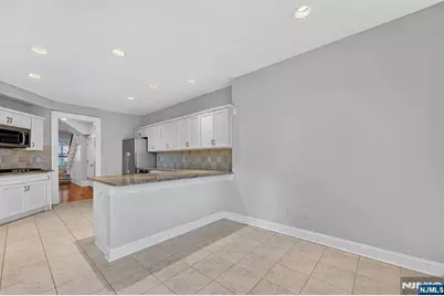 92-94 Midland Avenue, Montclair, NJ 07042 - Photo 25