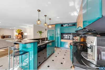 565 Faletti Way, River Vale Township, NJ 07675 - Photo 17