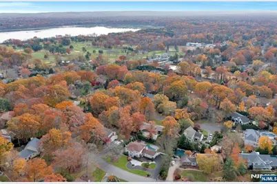 565 Faletti Way, River Vale Township, NJ 07675 - Photo 47