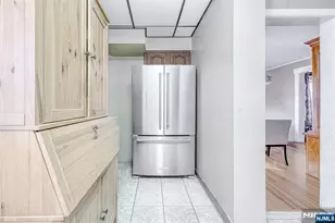 312 Rochelle Ave, Rochelle Park Township, NJ 07662 - Photo 15