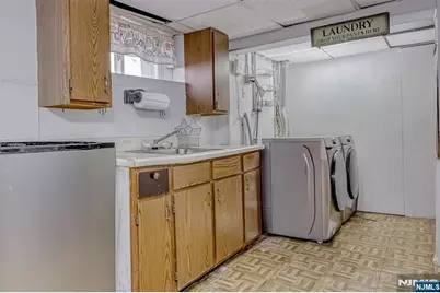 312 Rochelle Avenue, Rochelle Park Township, NJ 07662 - Photo 21