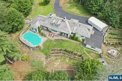 18 Pepperidge Tree Terrace, Kinnelon, NJ 07405 - Photo 33