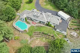 18 Pepperidge Tree Terrace, Kinnelon, NJ 07405 - Photo 33