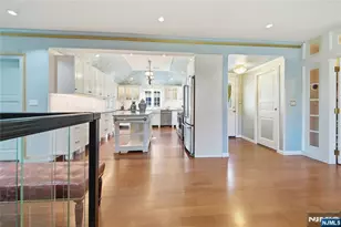 18 Pepperidge Tree Terrace, Kinnelon, NJ 07405 - Photo 5