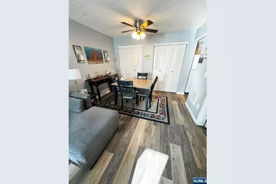 807 Sassafras Court, Mahwah, NJ 07430 - Photo 3