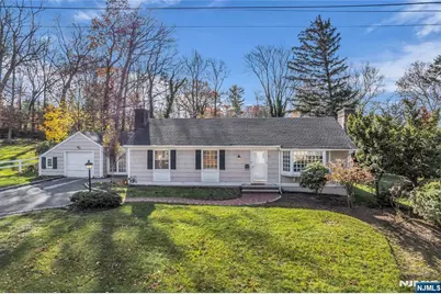 90 Jacobus Avenue, Little Falls Township, NJ 07424 - Photo 3