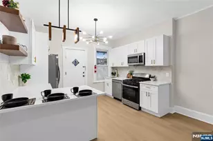 19 Stewart Pl, Elizabeth, NJ 07202 - Photo 11