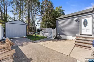 49 Ackerson, Passaic, NJ 07055 - Photo 37