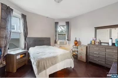 21-23 Leslie Street, Newark, NJ 07108 - Photo 3