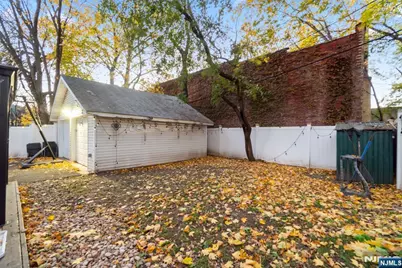 21-23 Leslie Street, Newark, NJ 07108 - Photo 31