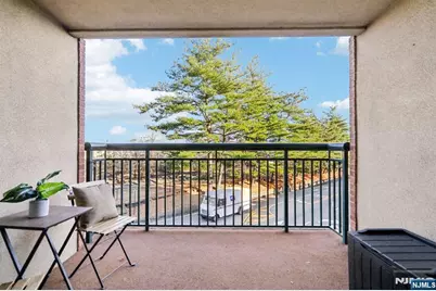 1 Orient Way 204 #204, Rutherford, NJ 07070 - Photo 31