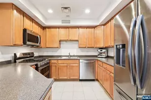 1 Orient Way 204, Rutherford, NJ 07070 - Photo 23