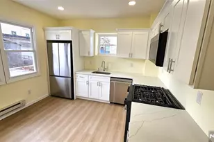 8 Tiffany Blvd, Newark, NJ 07104 - Photo 7