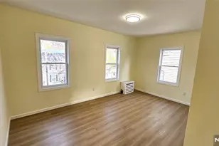 8 Tiffany Blvd, Newark, NJ 07104 - Photo 13