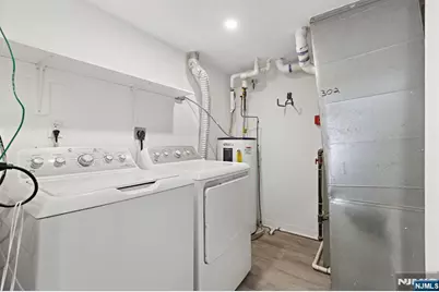 302 Smith Court, Edgewater, NJ 07020 - Photo 25