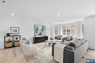 302 Smith Ct, Edgewater, NJ 07020 - Photo 7