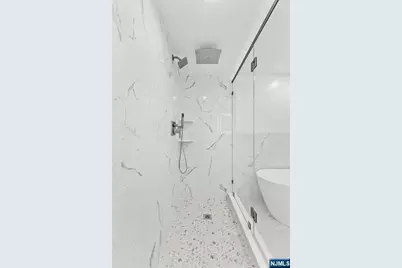 302 Smith Court, Edgewater, NJ 07020 - Photo 21