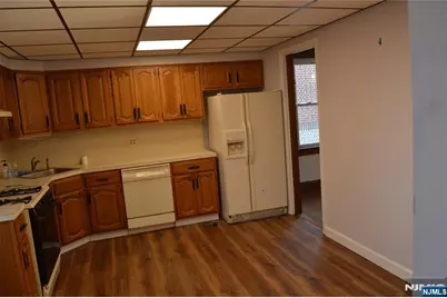 168 Bergen Avenue, Ridgefield Park, NJ 07660 - Photo 11