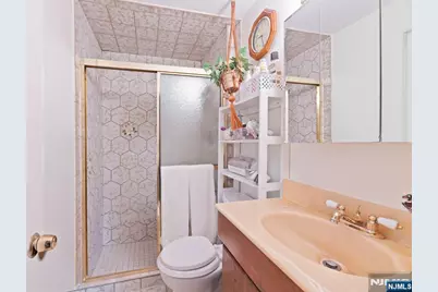 280 River Drive, River Vale Township, NJ 07675 - Photo 15