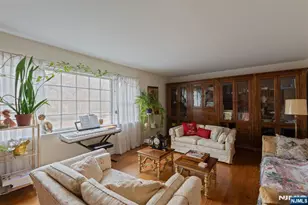 280 River Dr, River Vale Township, NJ 07675 - Photo 11