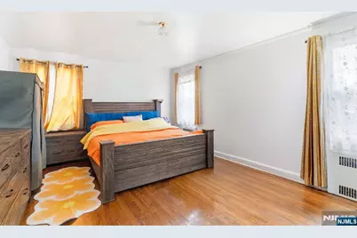 327 Field Place, Hillside, NJ 07205 - Photo 19