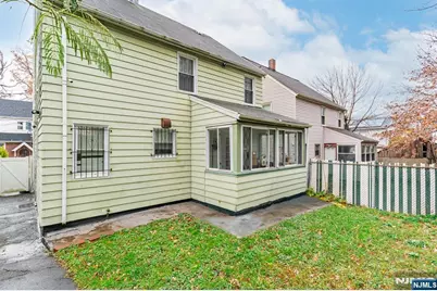 327 Field Place, Hillside, NJ 07205 - Photo 25