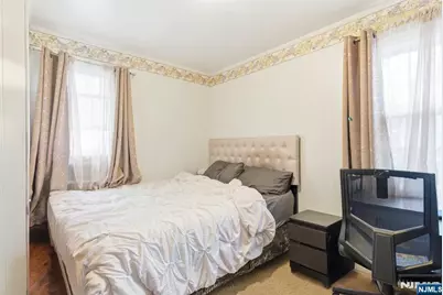 327 Field Place, Hillside, NJ 07205 - Photo 17