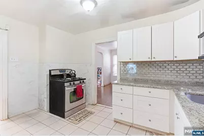 327 Field Place, Hillside, NJ 07205 - Photo 11