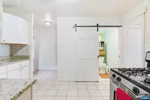 327 Field Pl, Hillside, NJ 07205 - Photo 9