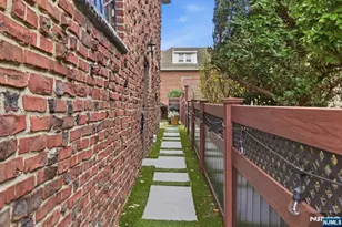 533 Highridge Ave, Cliffside Park, NJ 07010 - Photo 9