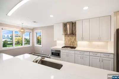 14A Riverview 14A #14A, North Bergen, NJ 07047 - Photo 11