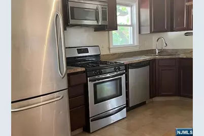 159 Henry, Teaneck Township, NJ 07666 - Photo 5