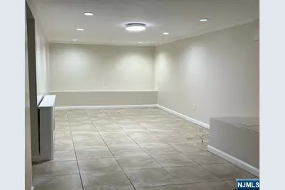 159 Henry, Teaneck Township, NJ 07666 - Photo 13