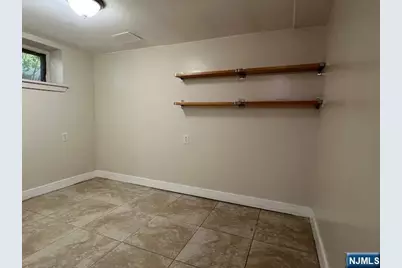 159 Henry, Teaneck Township, NJ 07666 - Photo 15