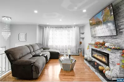 14 Dorothea Terrace, Belleville, NJ 07109 - Photo 5