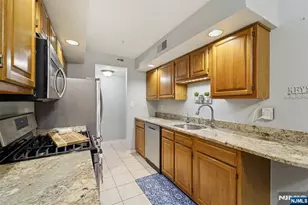 3304 Whittier Ct, Mahwah, NJ 07430 - Photo 19