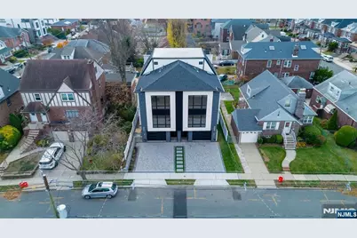 460 Greenmount Avenue, Cliffside Park, NJ 07010 - Photo 33