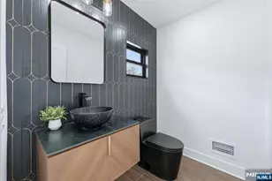 820 Elm Ave, Ridgefield, NJ 07657 - Photo 5