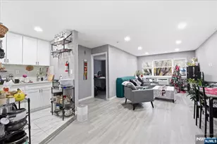 120 32nd Street 2N, Union City, NJ 07087 - Photo 5